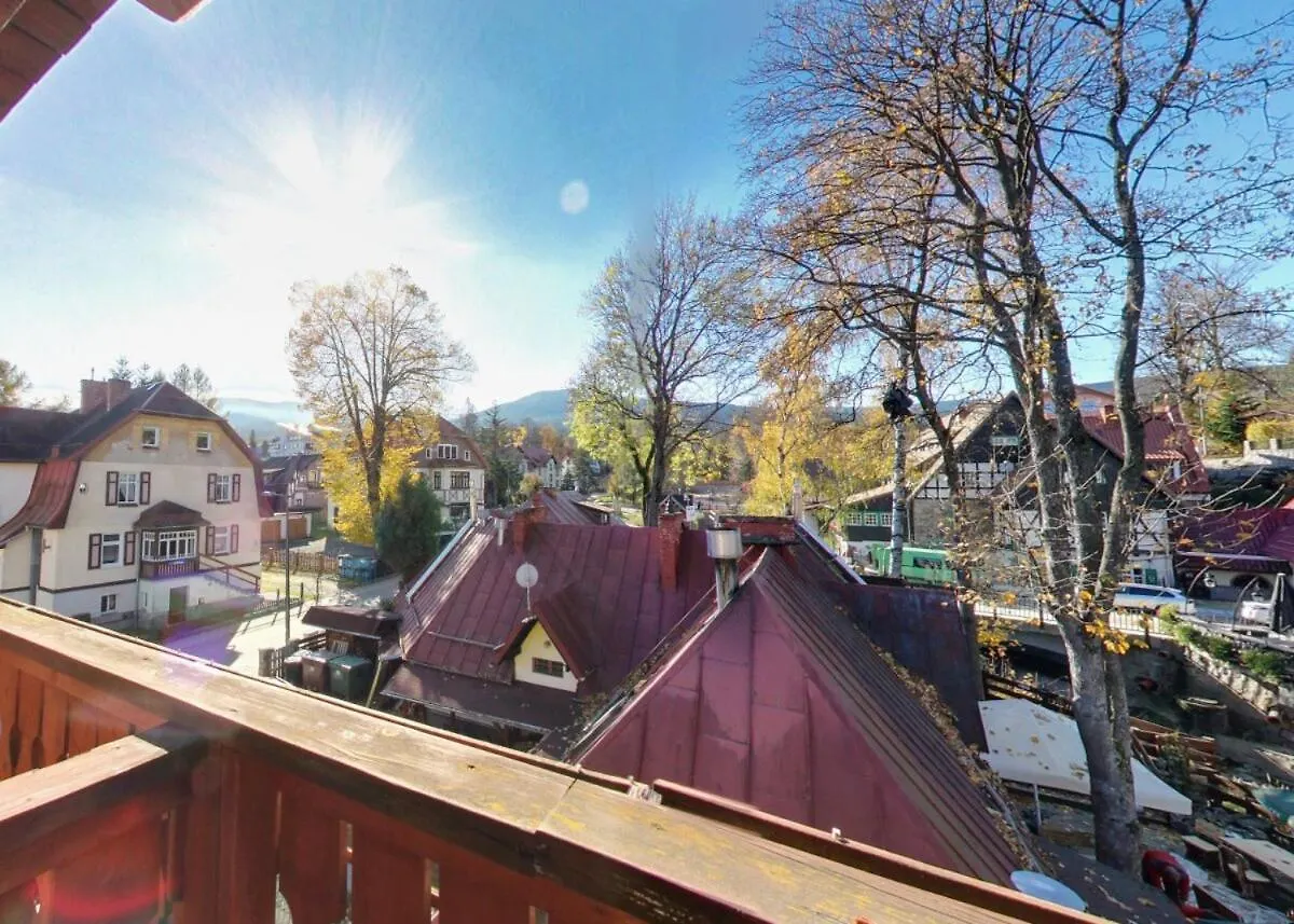 Dom Wypoczynkowy Topaz Szklarska Poreba Guest house