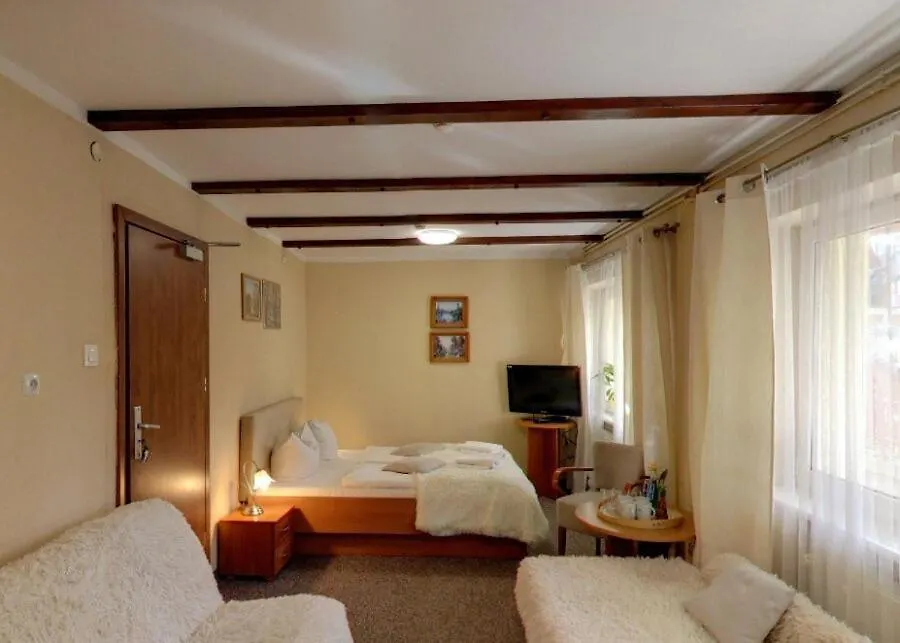 Dom Wypoczynkowy Topaz Szklarska Poreba Guest house